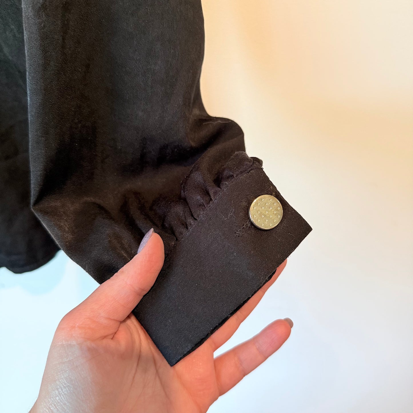 Juno U/Arm 50cm Black Long-Sleeve Blouse