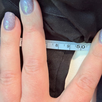 Juno U/Arm 50cm Black Long-Sleeve Blouse