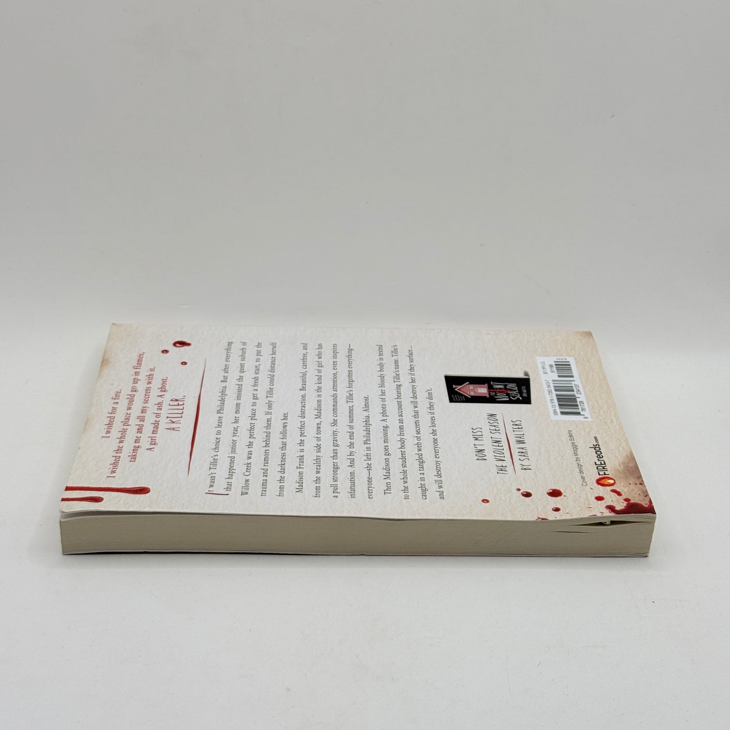 Missing Dead Girls by Sara Walters