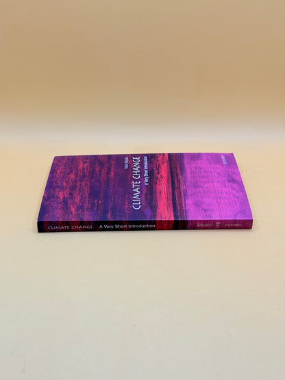 Climate Change: A Very Short Introduction by Mark Maslin