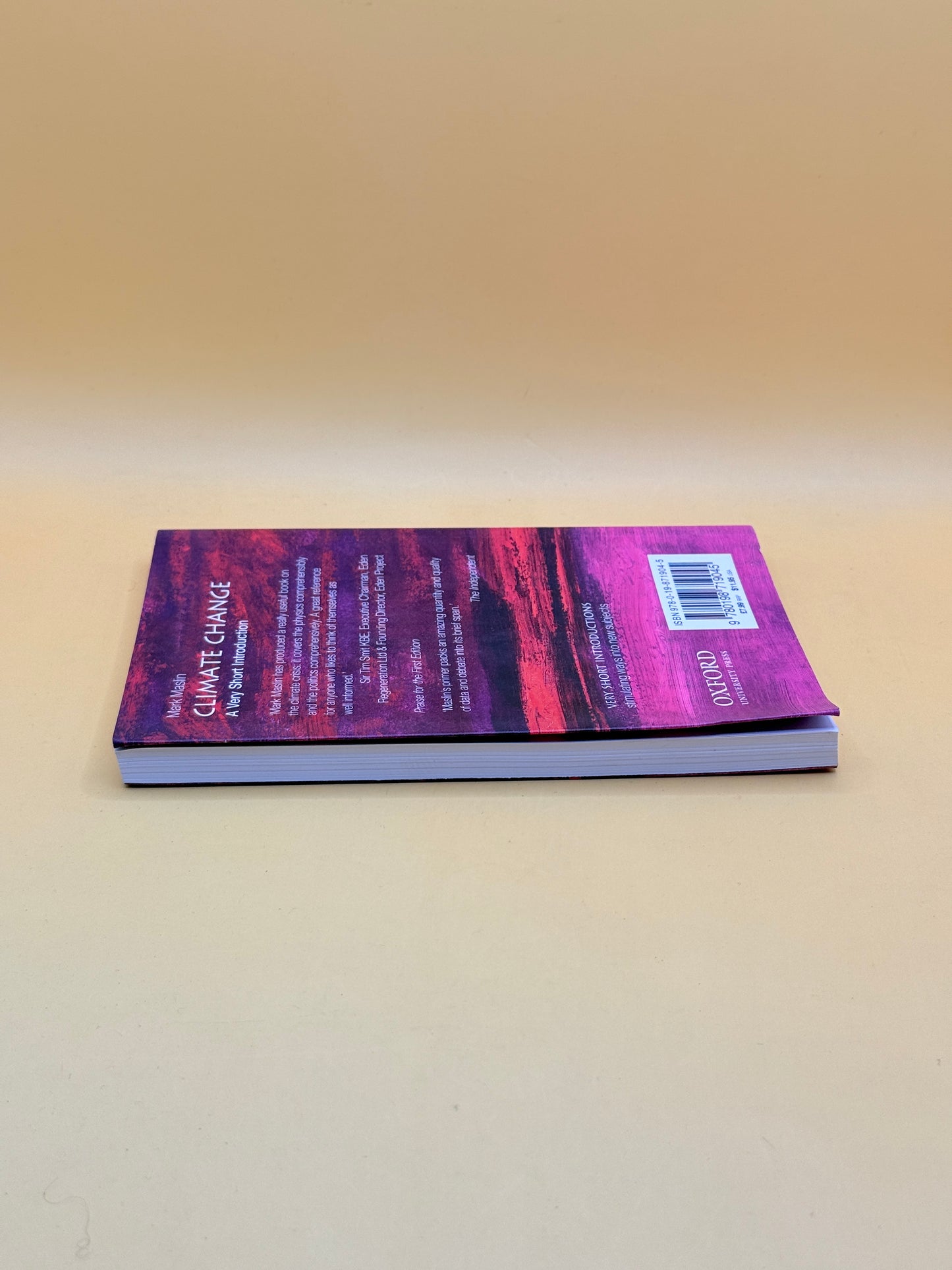 Climate Change: A Very Short Introduction by Mark Maslin