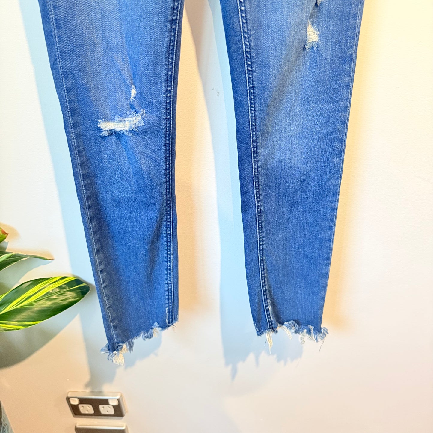 Zara Woman Premium Denim High-Rise Distressed Skinny Jeans Size 6