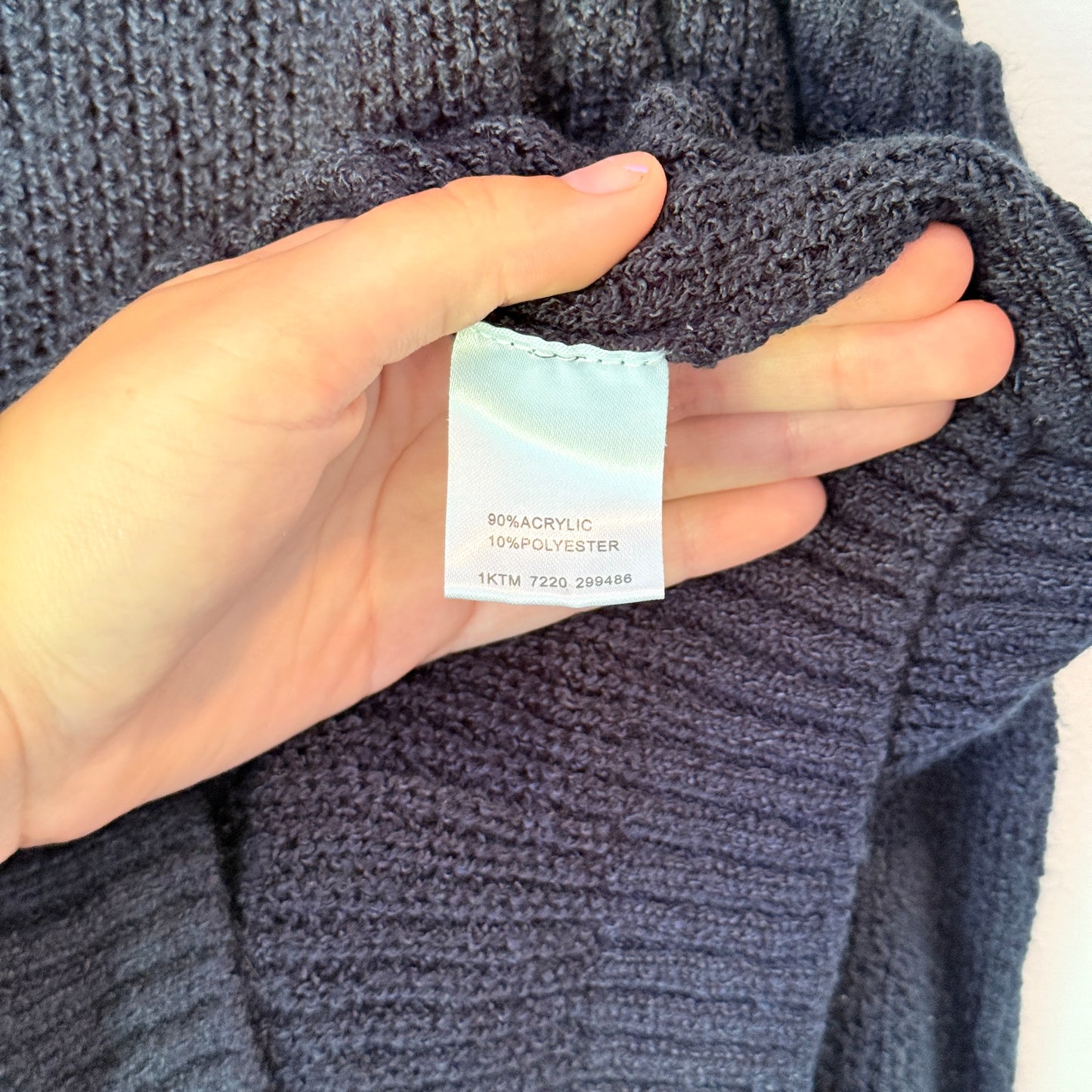 Mirrou Size M Black Cold Shoulder Knitted Sweater