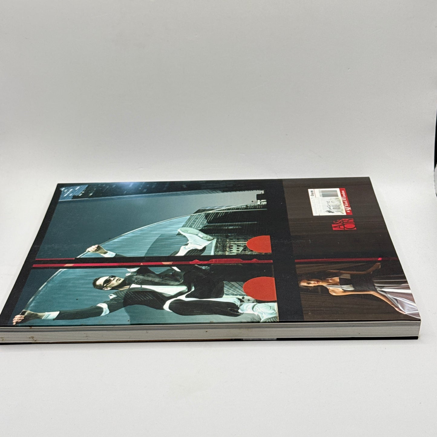 Junky Styling: Wardrobe Surgery by Annika Sanders & Kerry Seager