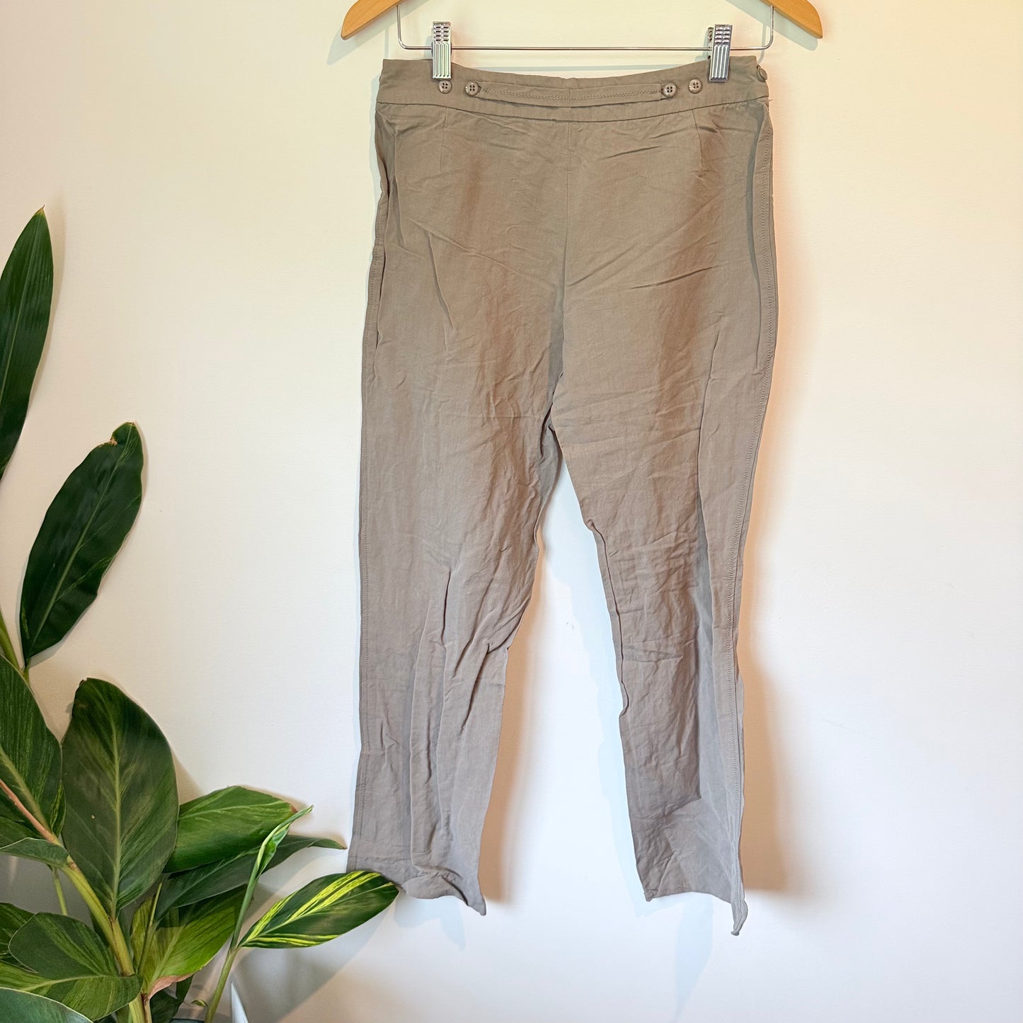Armani Collezioni Size 38 Linen / Viscose Blend Pants