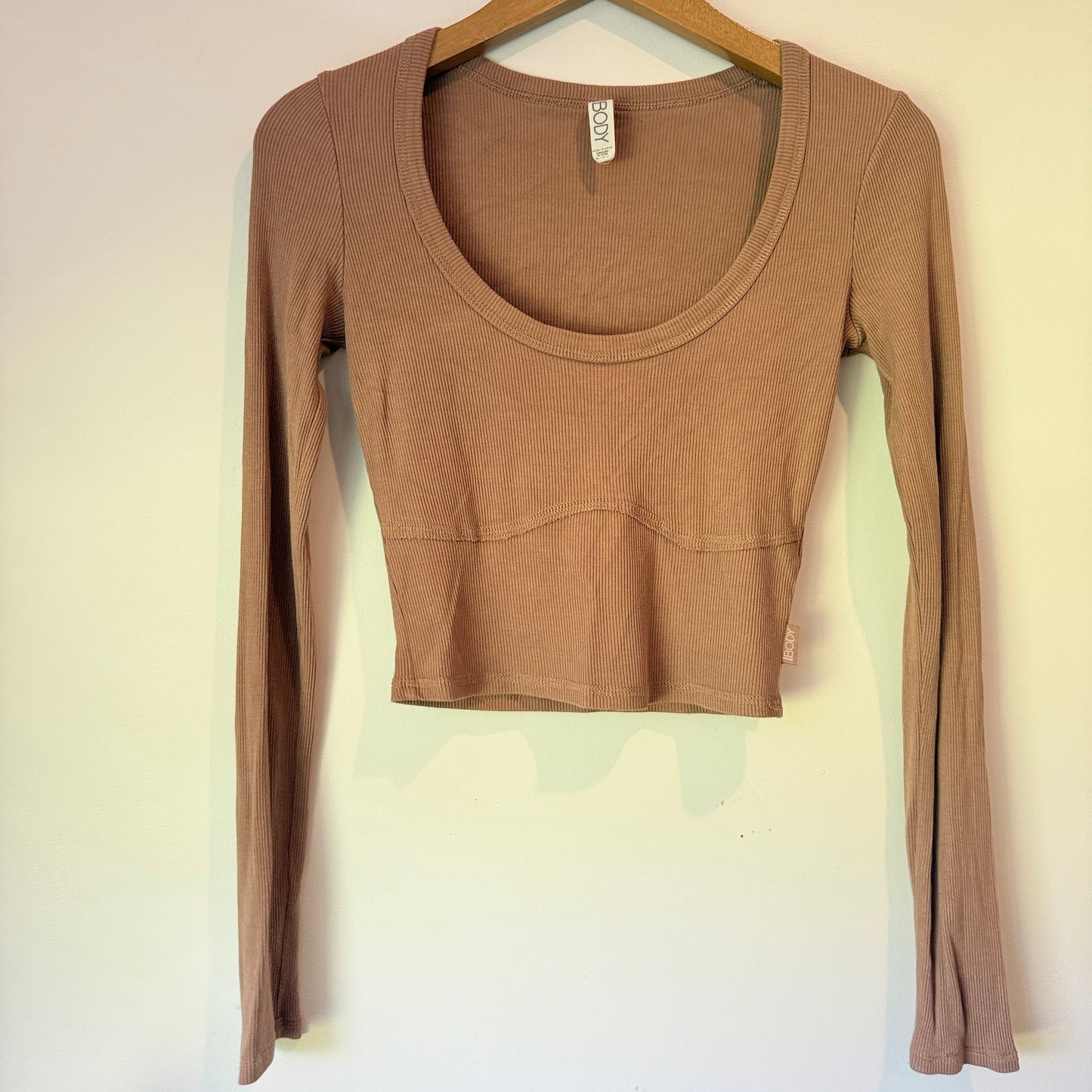 Cotton:On Body Size S/P Light Brown Scoop-Neck Cropped Top