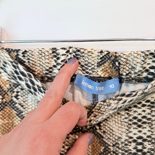 Lemon Tree Size 10 Snakeskin Look Leggings