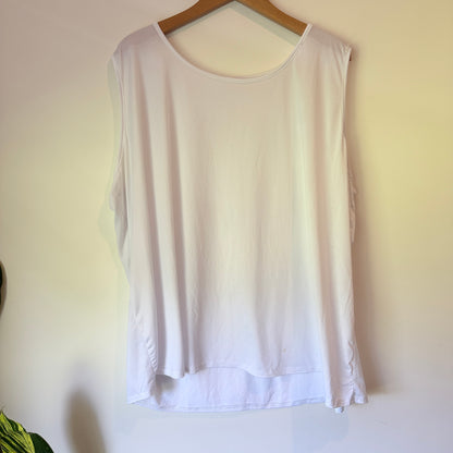 Brand Unknown Size 4XL White Tencel Jersey Knit Crew Sleeveless Top