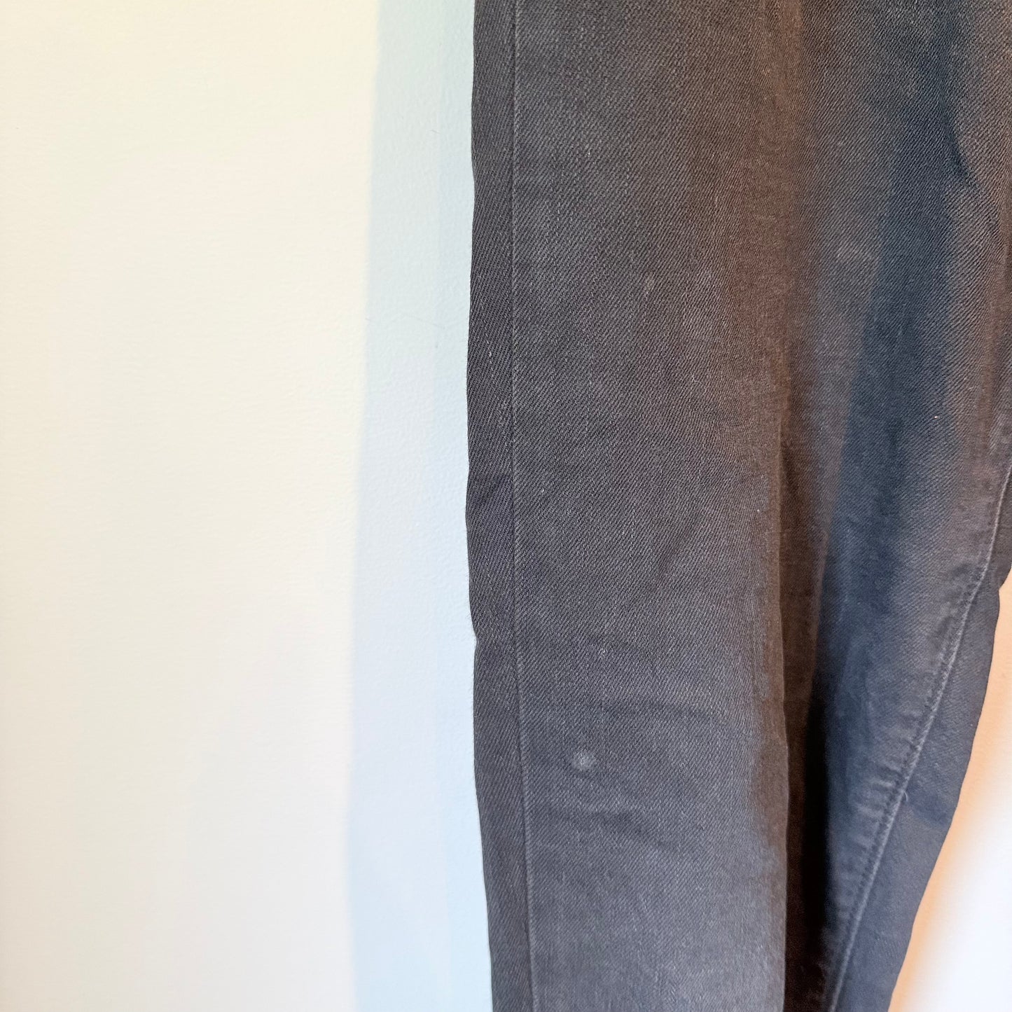 Levi's 721 High Rise Skinny Black Jeans - Size 27