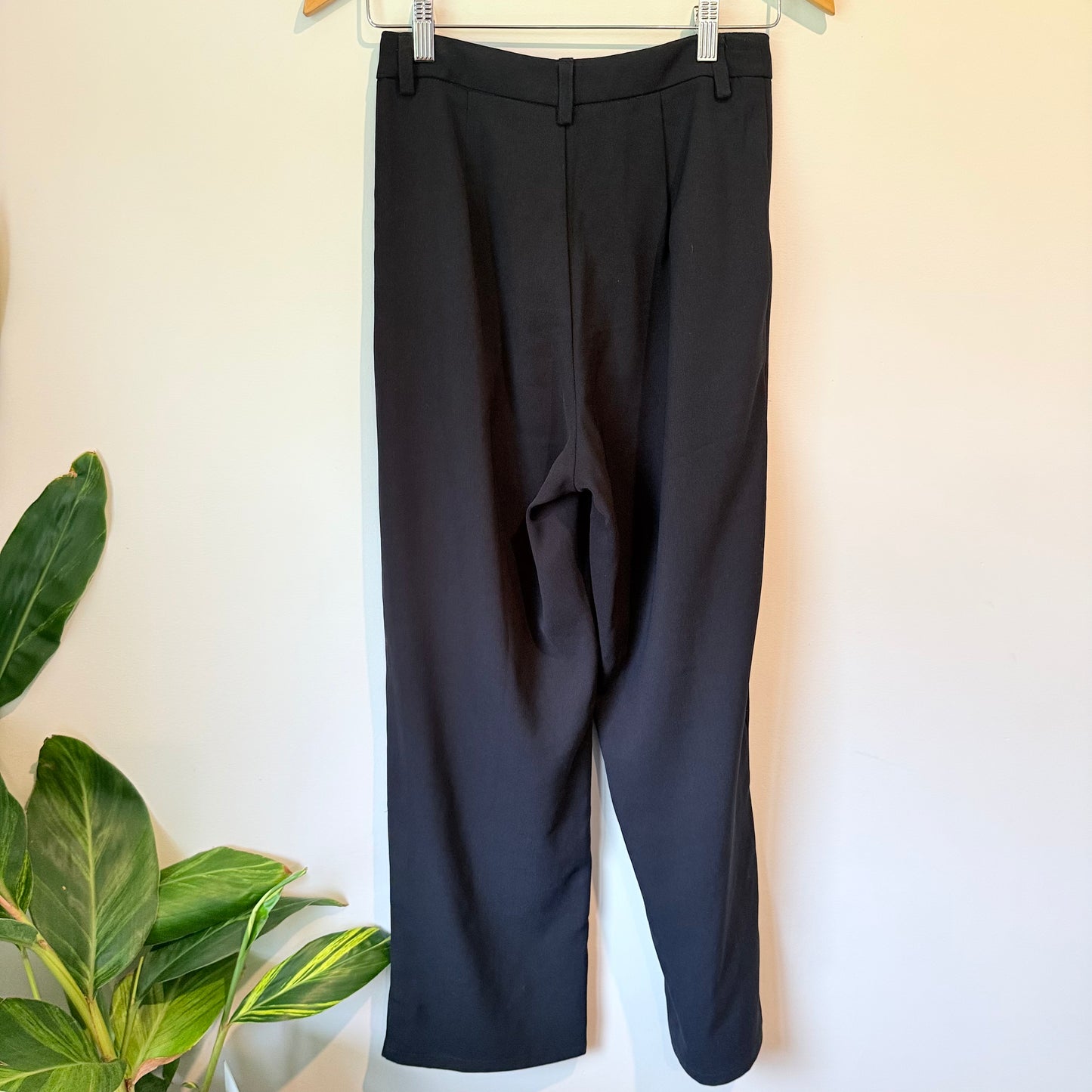 Willa Size 8 Black Pants