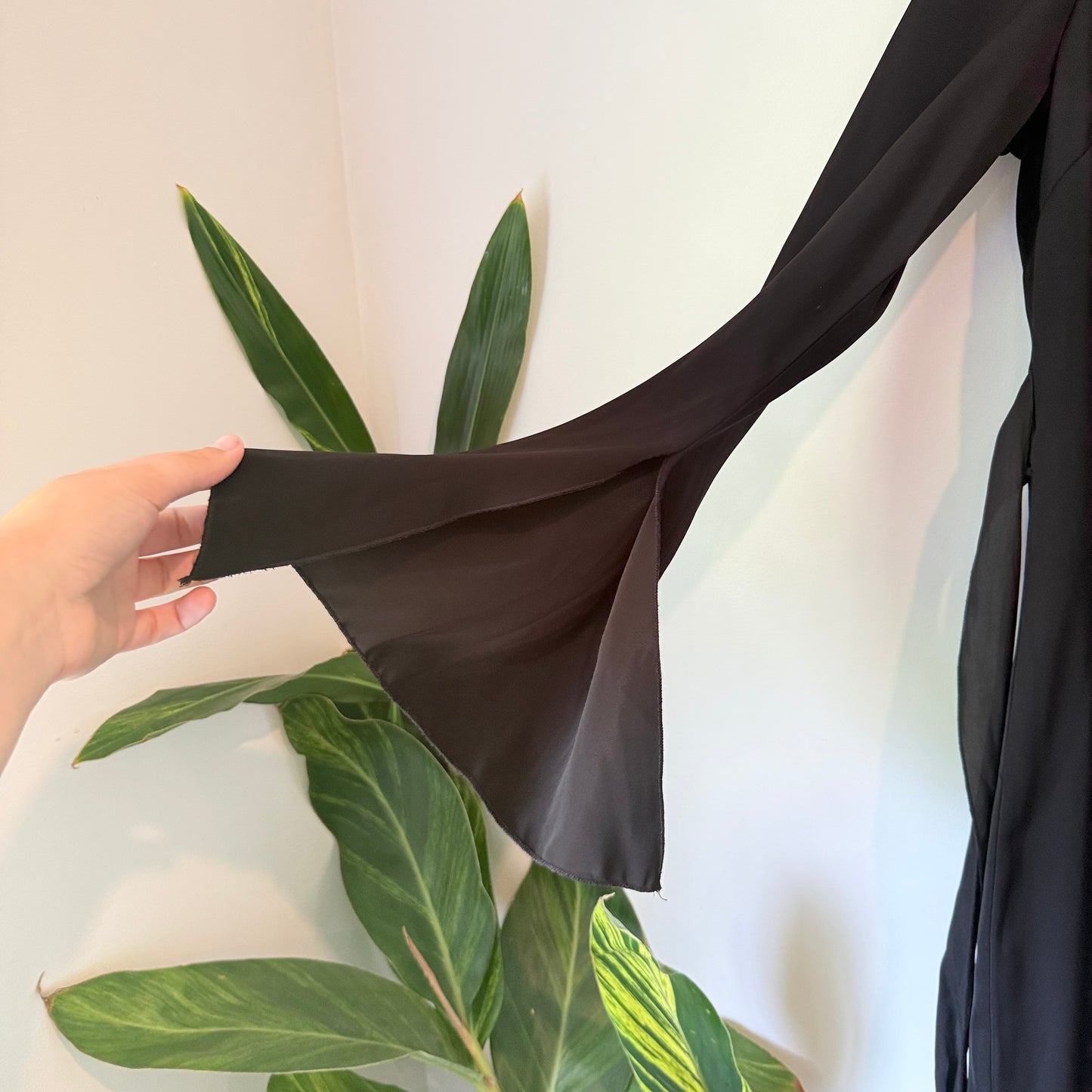 Rozelle Zheng Size S Black Long-Sleeved Tunic Dress