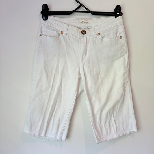 Denim Republic Size 8 White Denim Long Denim Shorts