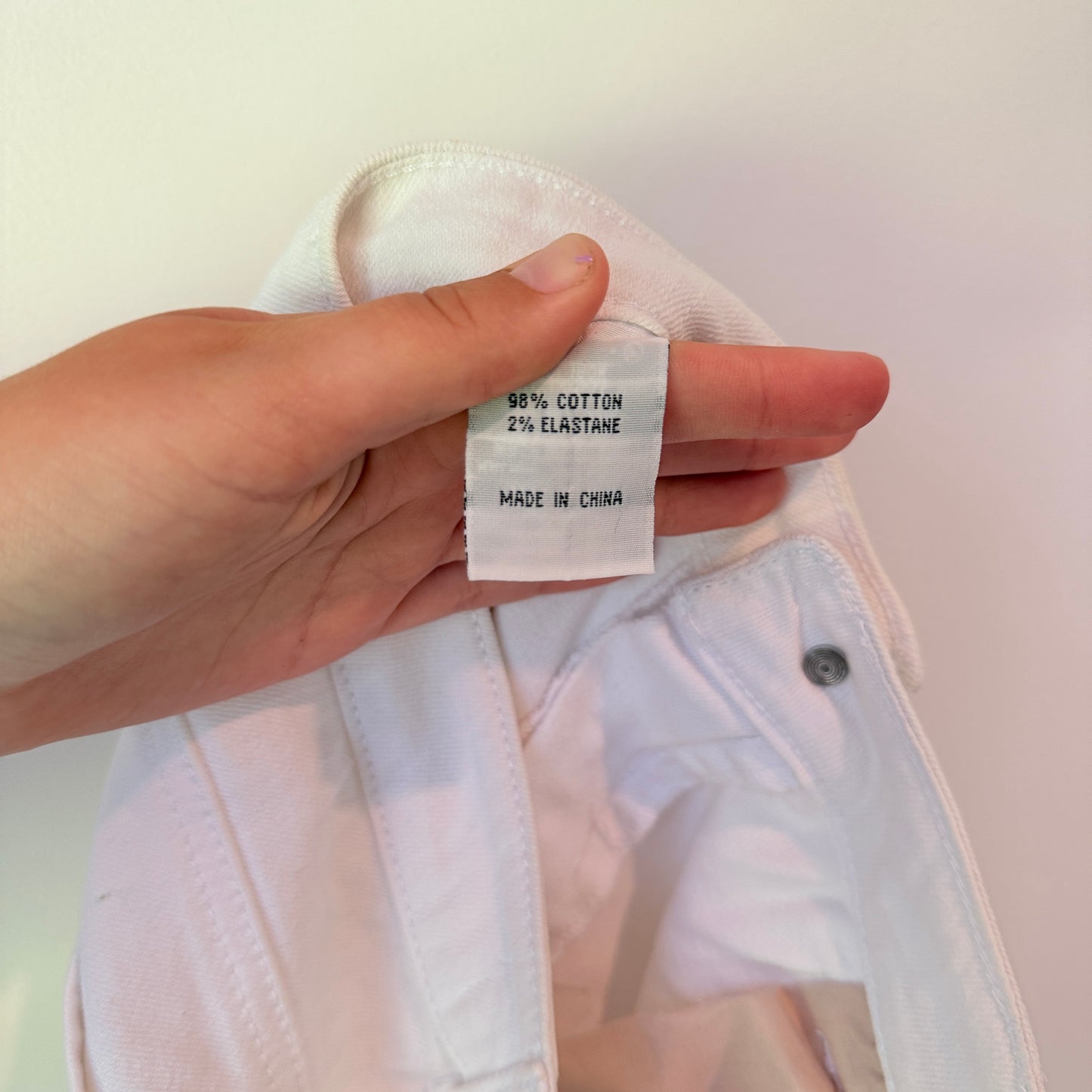 Denim Republic Size 8 White Denim Long Denim Shorts