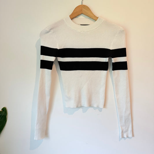 Mirrou Size S Ribbed Top
