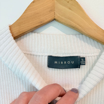 Mirrou Size S Ribbed Top