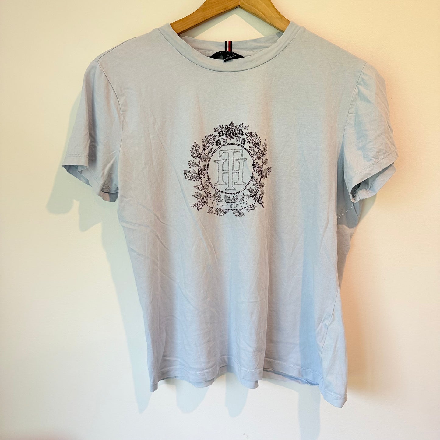 Tommy Hilfiger Size M Tee