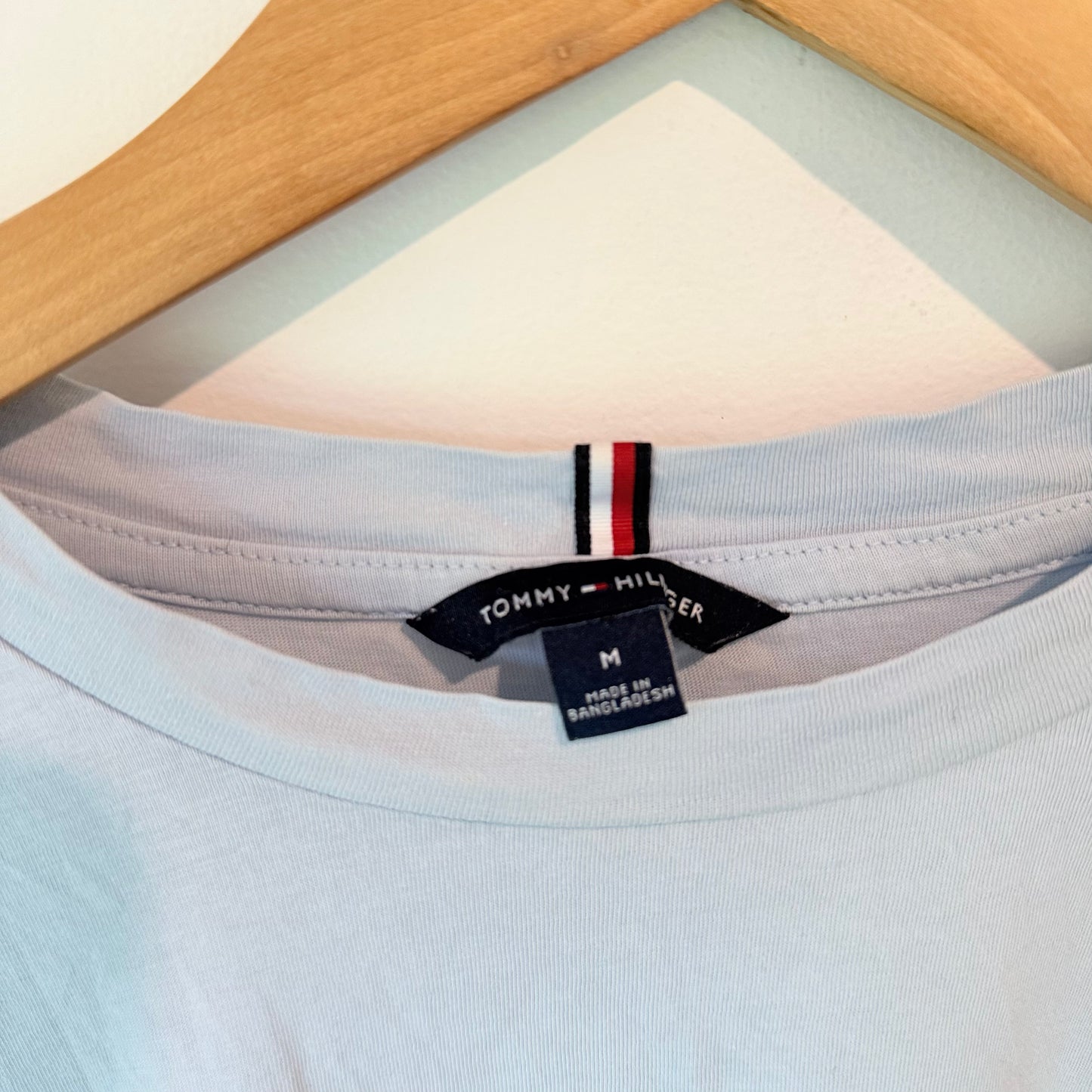 Tommy Hilfiger Size M Tee