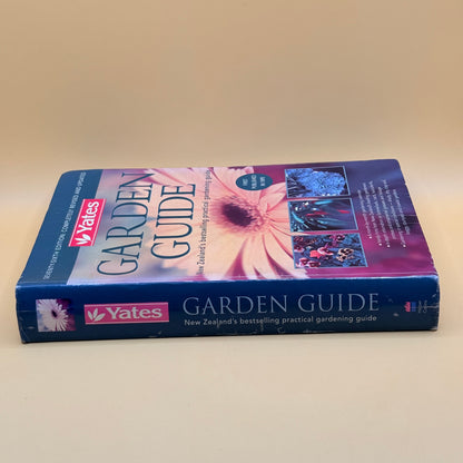 Yates Garden Guide by Yates
