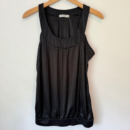 Paper Scissors Size M Black Sleeveless Tunic