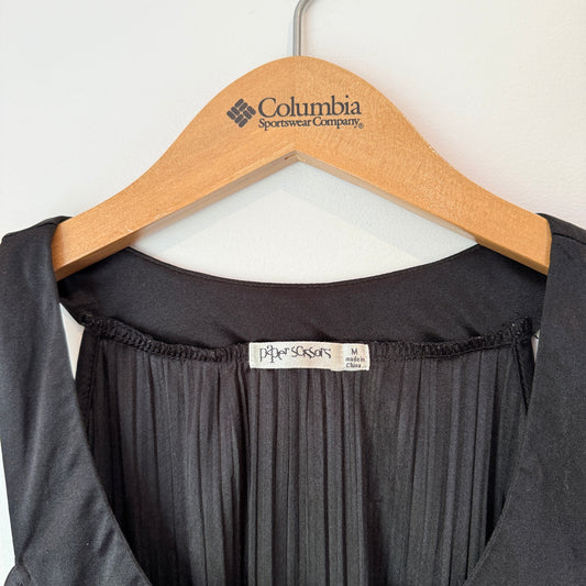 Paper Scissors Size M Black Sleeveless Tunic