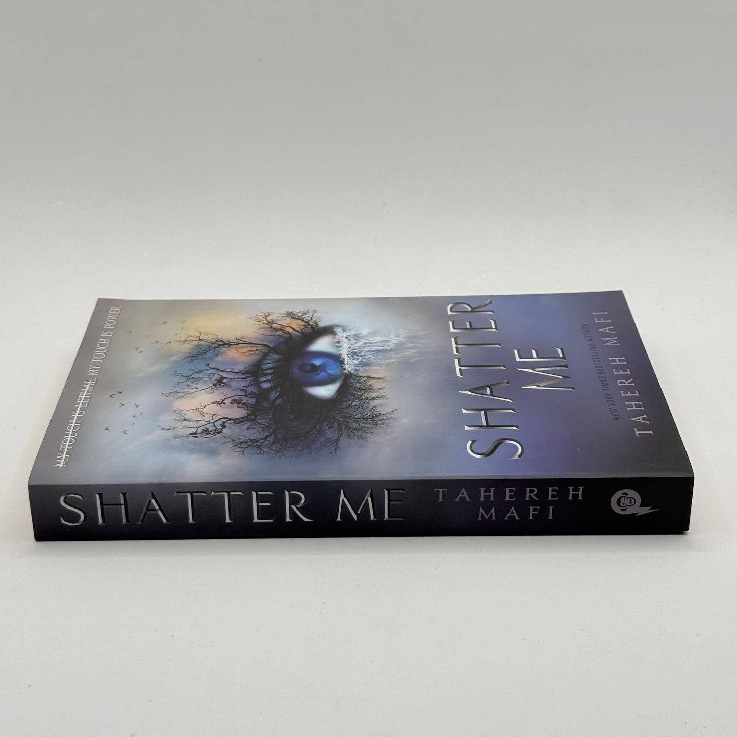 Shatter Me by Tahereh Mafi