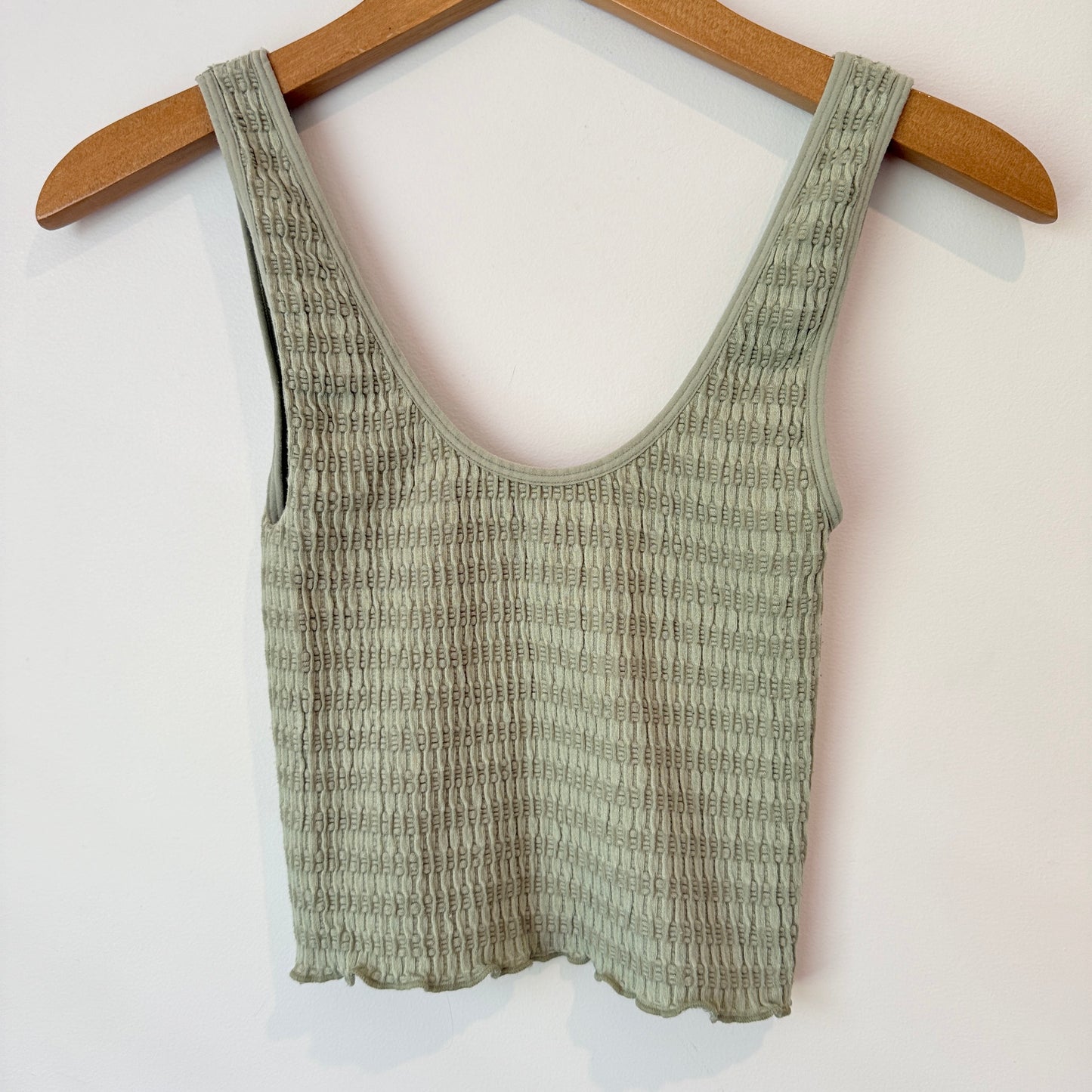 Glassons Size XS / S Green Textured Seamless Top