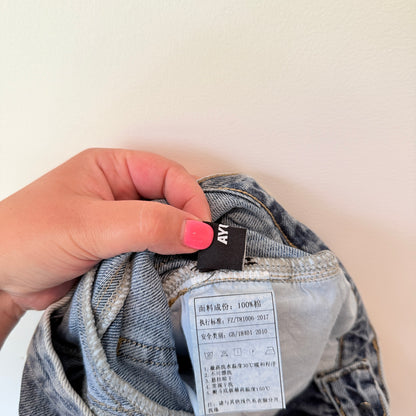 Ayuko Size S (66cm Waist) Light Blue High-Waisted Raw-Hem Denim Shorts