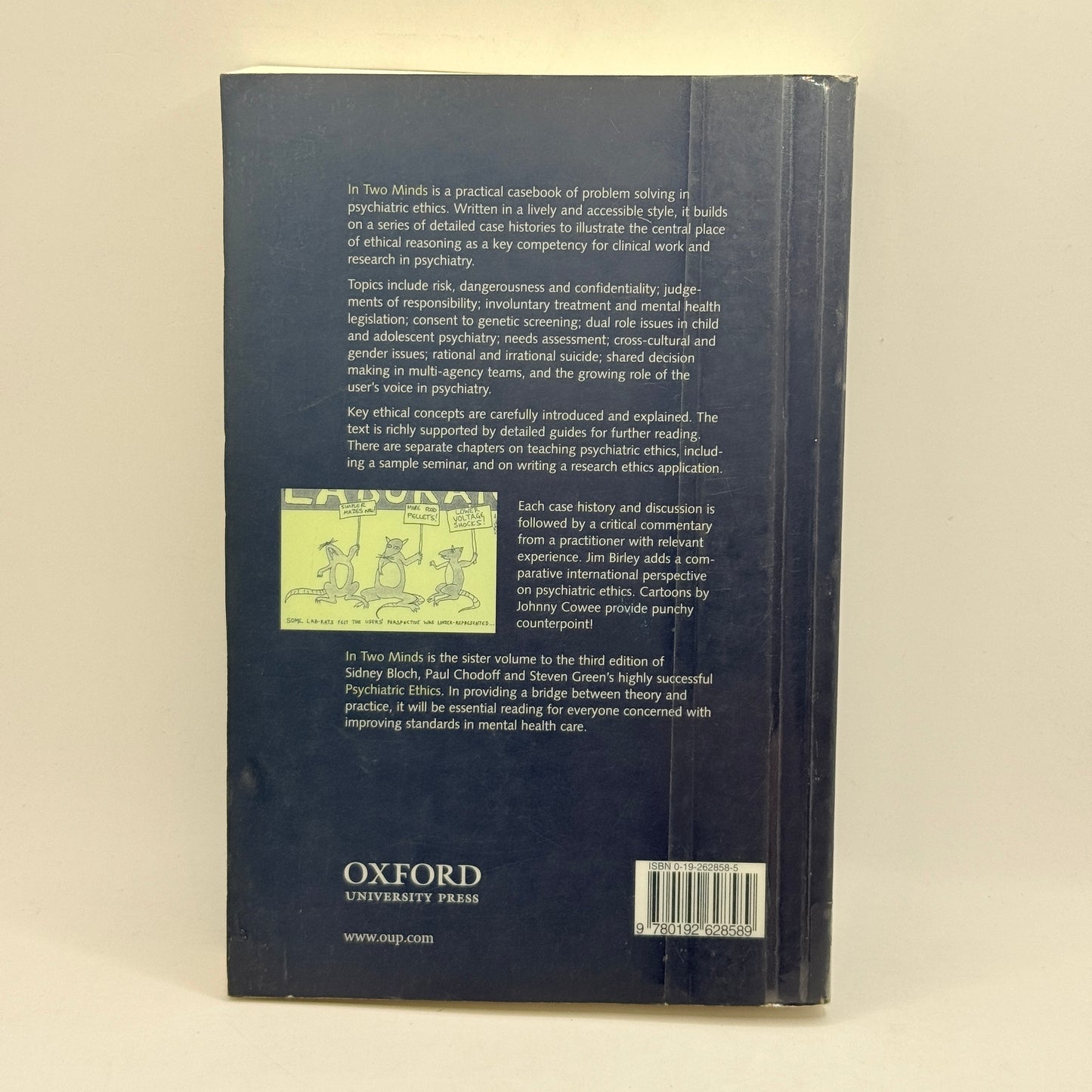 In Two Minds: A Casebook of Psychiatric Ethics by Donna Dickenson and Bill Fulford