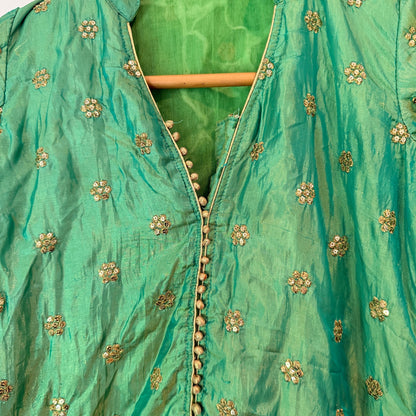 Brand Unknown U/Arm to U/Arm 38cm Kurti