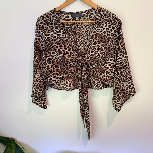 Mirrou Size M Leopard Print Crop Top