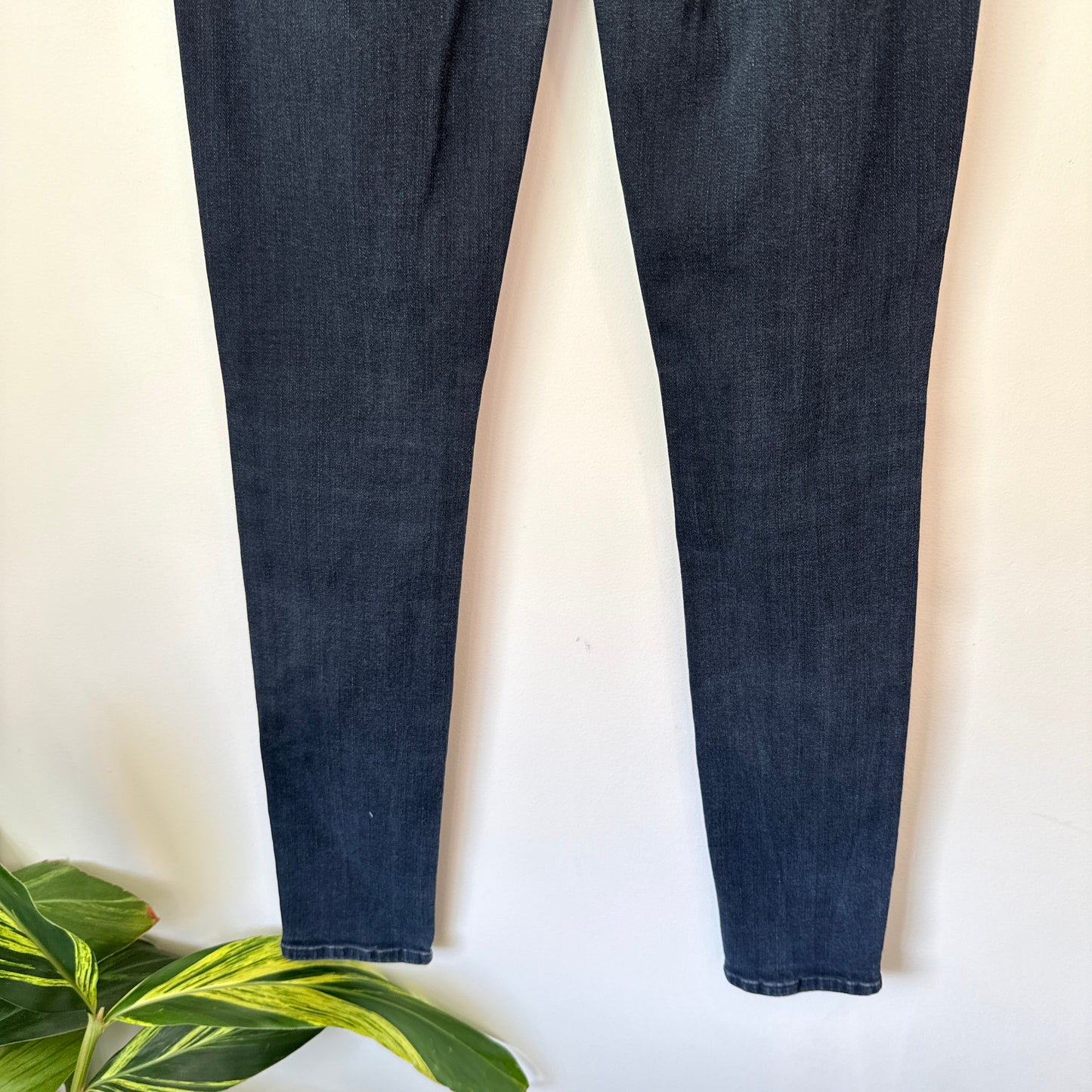 J Brand Size 10 Dark Wash Skinny Jeans