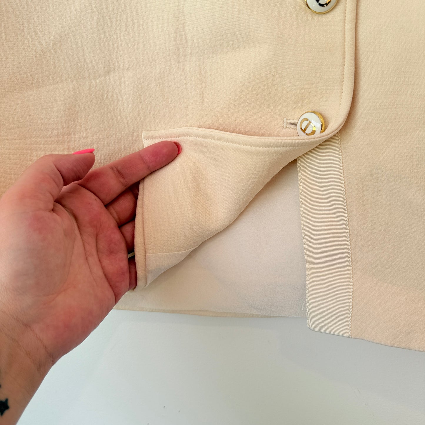 Wool/Silk Size 12 Cream Button-Front Mini Skirt