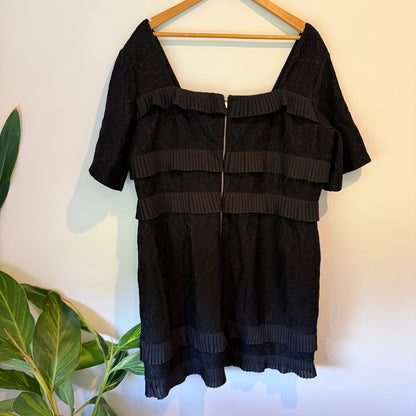 Atmos & Here U/Arm to U/Arm 61cm Short-Sleeved Tunic