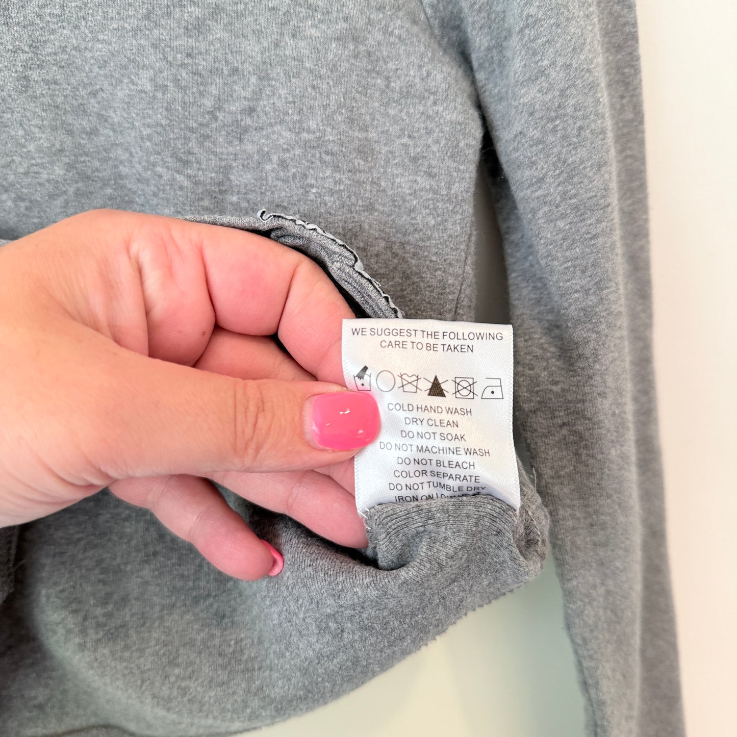 VGNZ Size S Silver Gray Crop Top