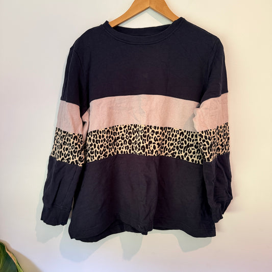 Brand Unknown U/Arm to U/Arm 60cm Color-Block Sweater