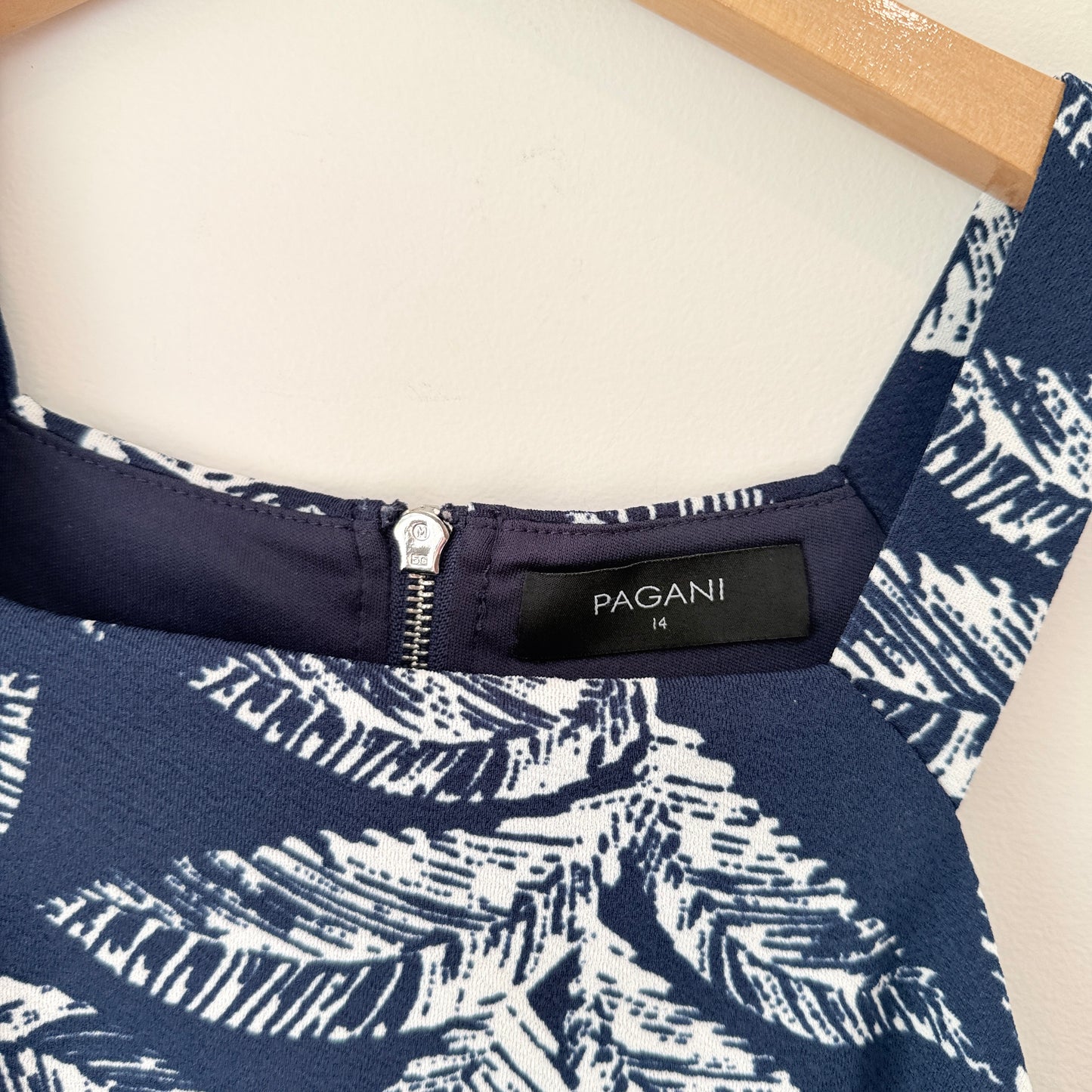 Pagani Size 14 Leaf-Print Mini Dress