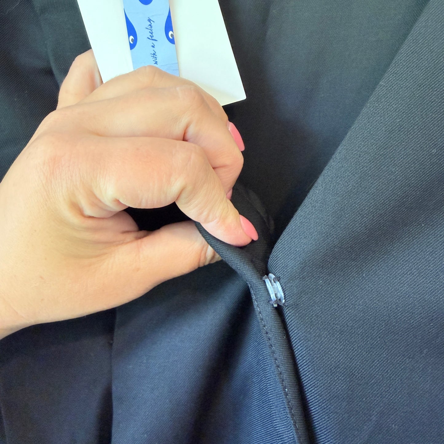 Cider Black V-Neck Pleated Waist Midi Dress with Pockets - Size M