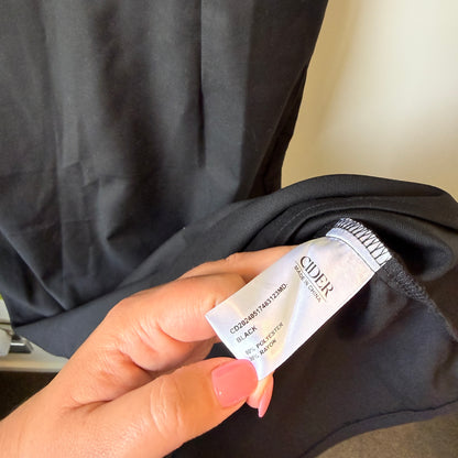 Cider Black V-Neck Pleated Waist Midi Dress with Pockets - Size M