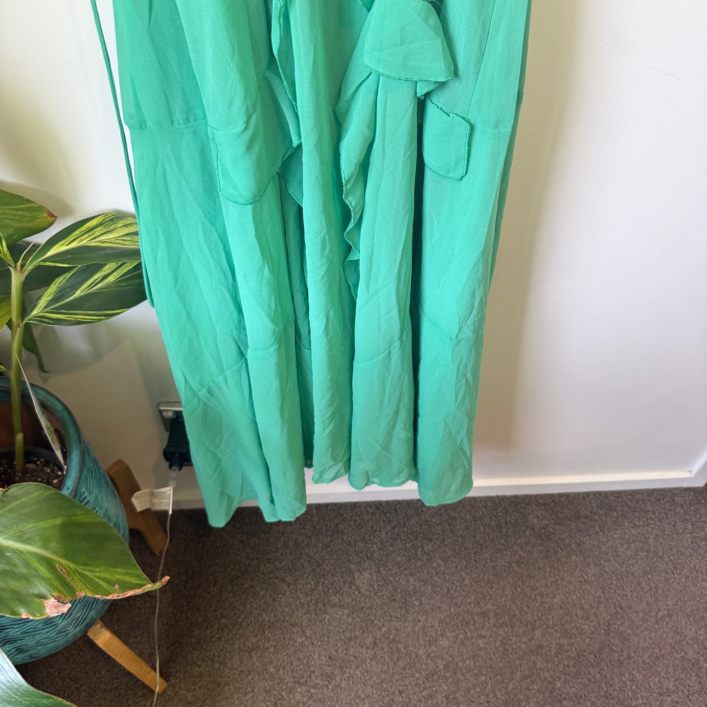 Boohoo Petite Turquoise Ruffle Cut-Out Maxi Dress - Size 16