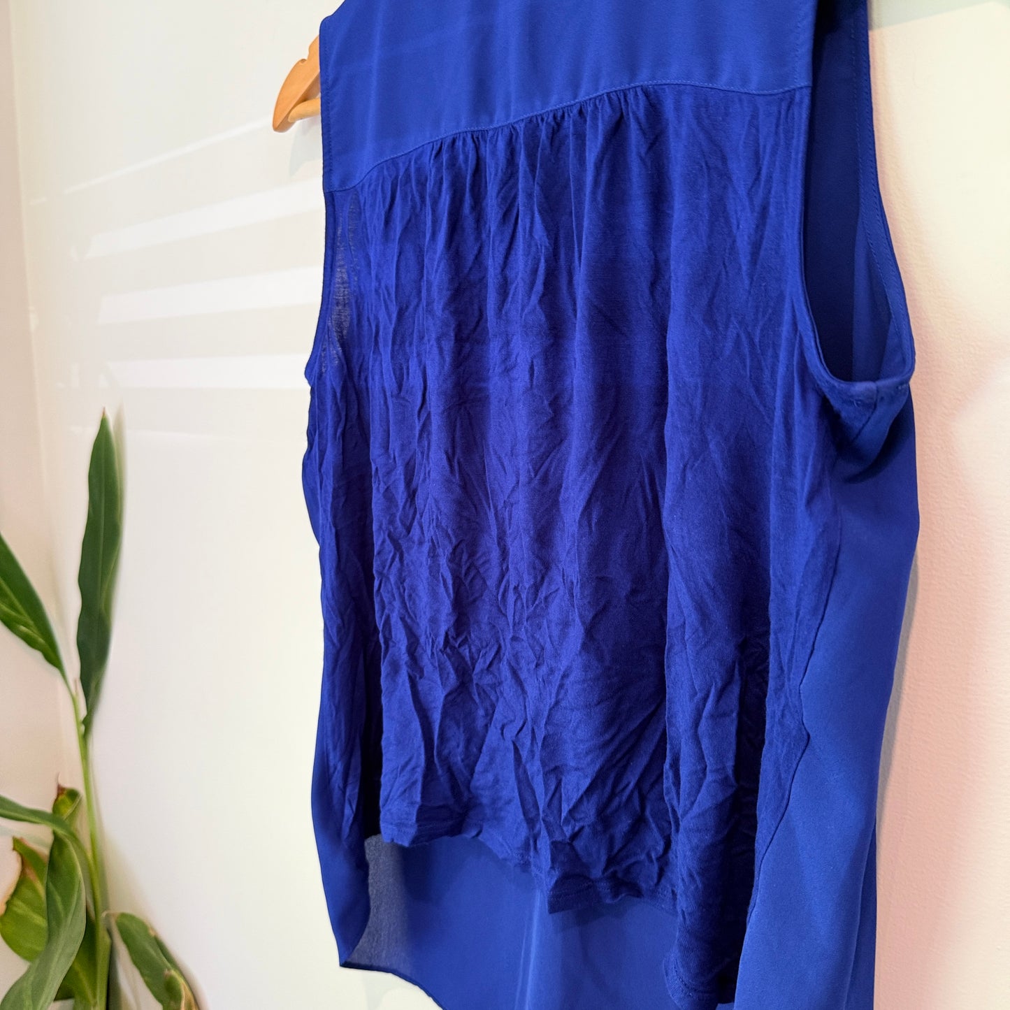 INC Size M Zip Front Sleeveless Top