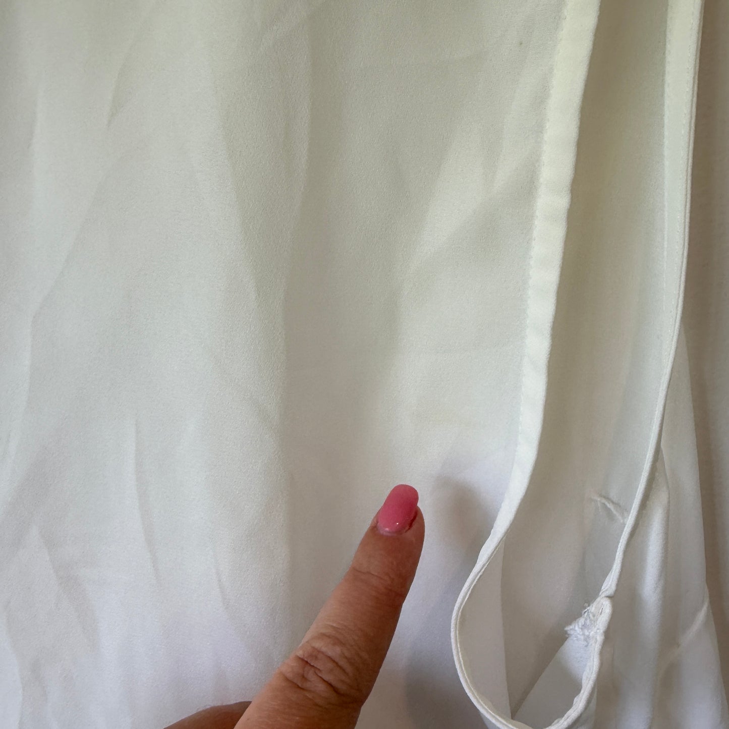 Shanton White 'Cloud' V-Neck Sleeveless Top with Zip Detail - Size 16