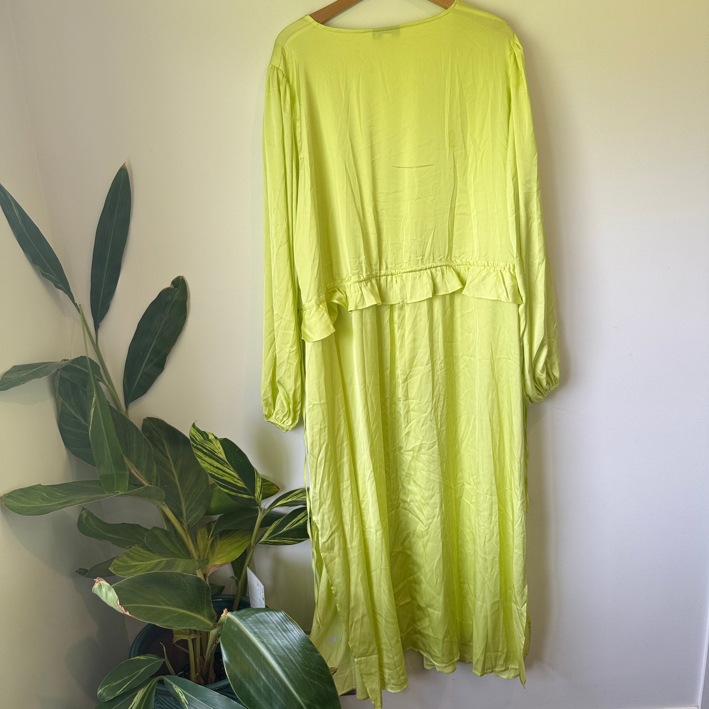 Topshop Curve Neon Lime Ruffle Midi Dress - Size 22