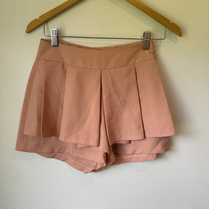 Elegance Pleated Shorts Salmon Pink - Size S