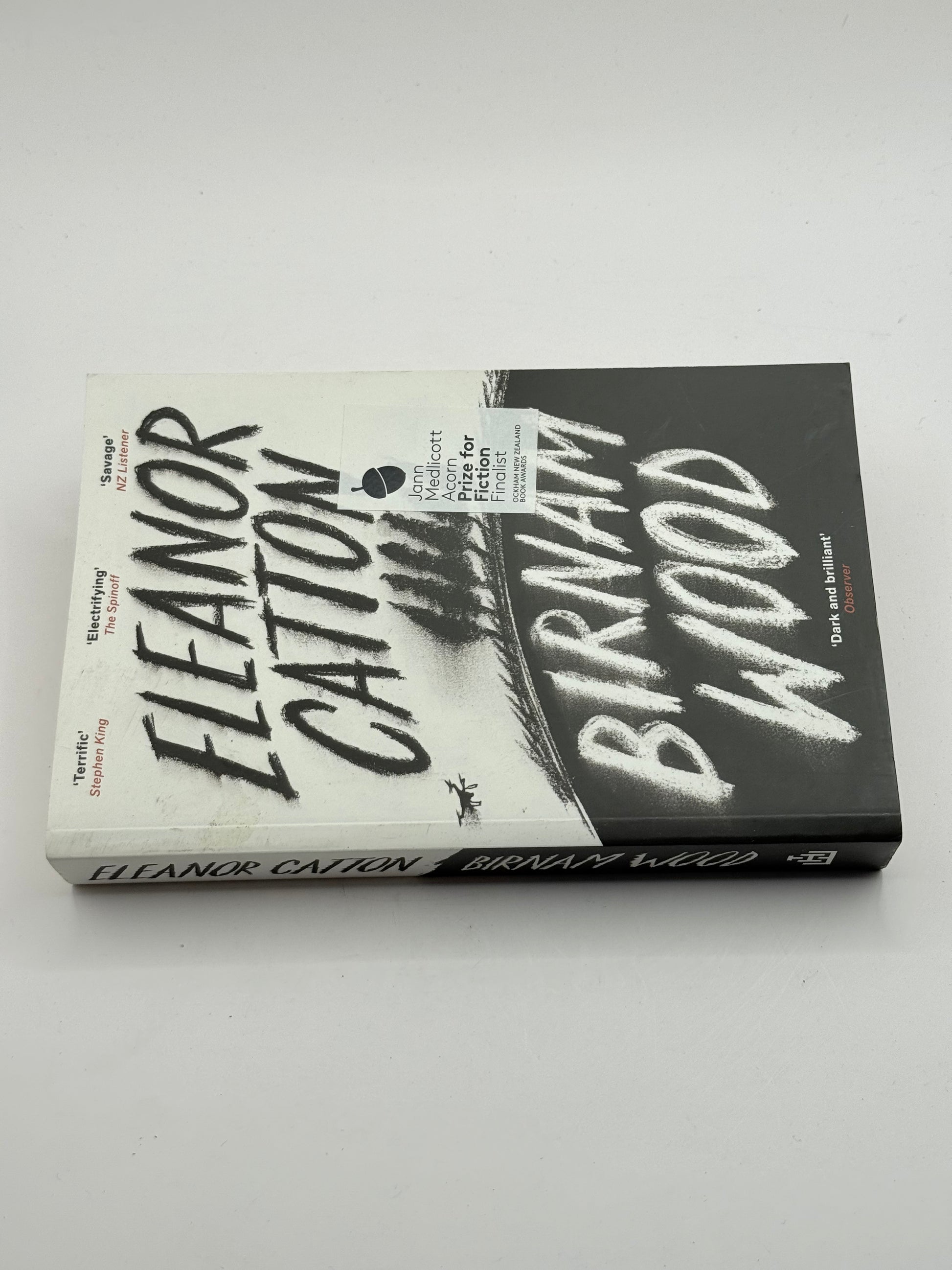 Birnam wood by eleanor catton - print books printed media