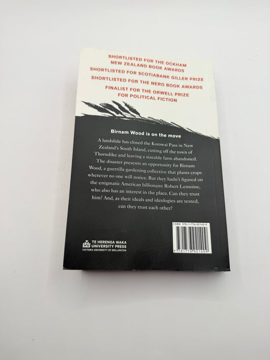 Birnam wood by eleanor catton - print books printed media