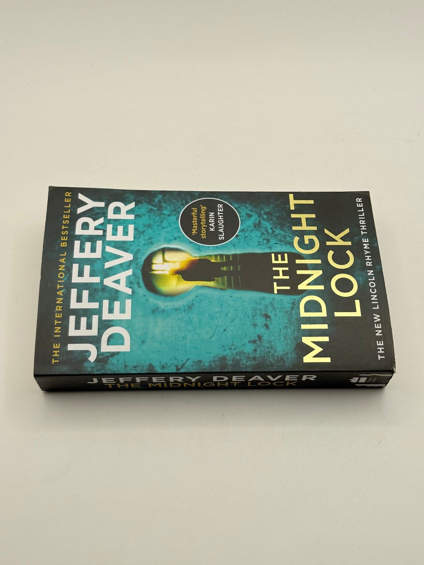 The midnight lock by jeffery deaver - print books printed media