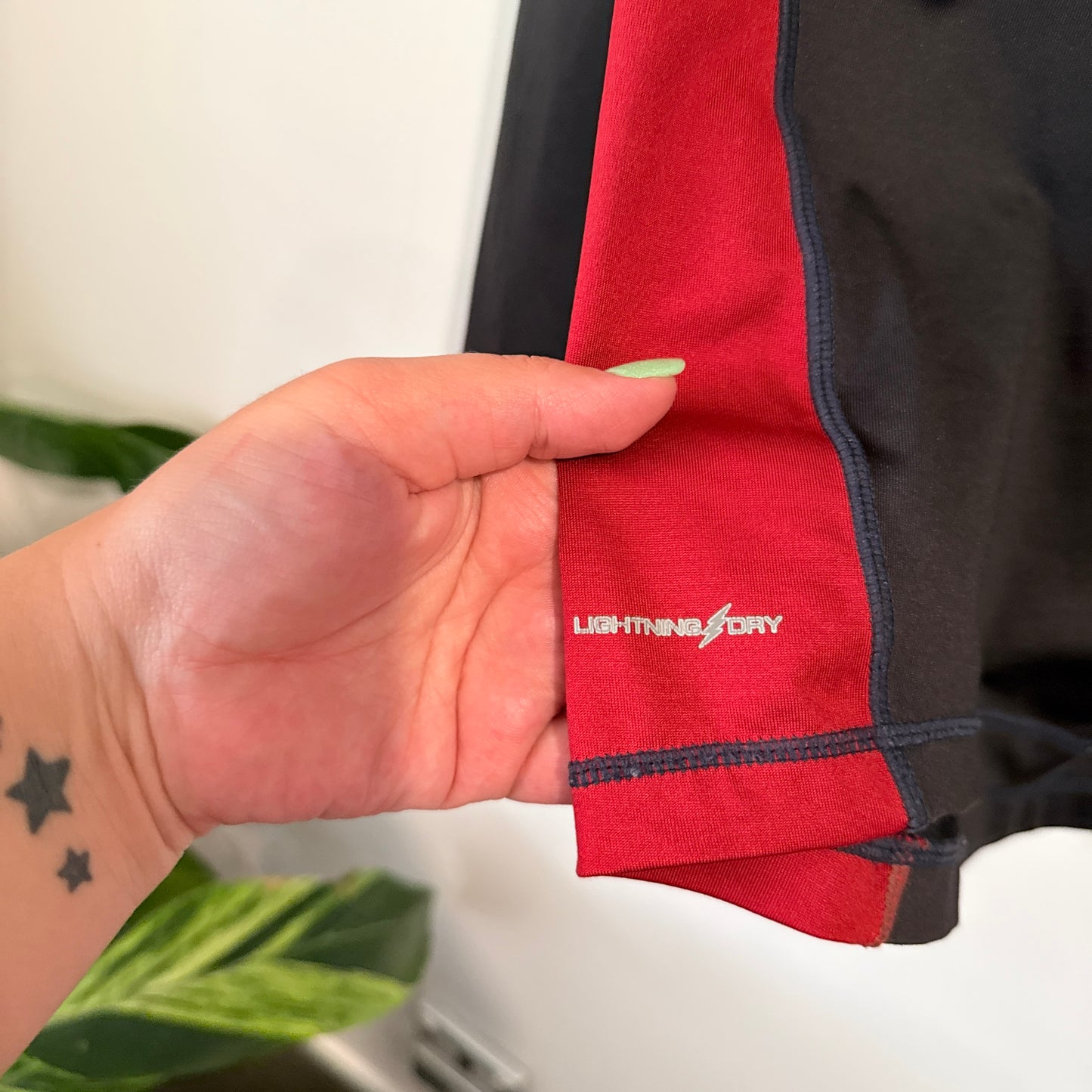 New Balance Size Small Zip Pullover