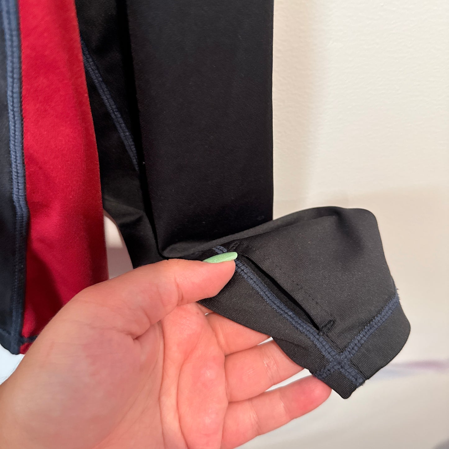 New Balance Size Small Zip Pullover