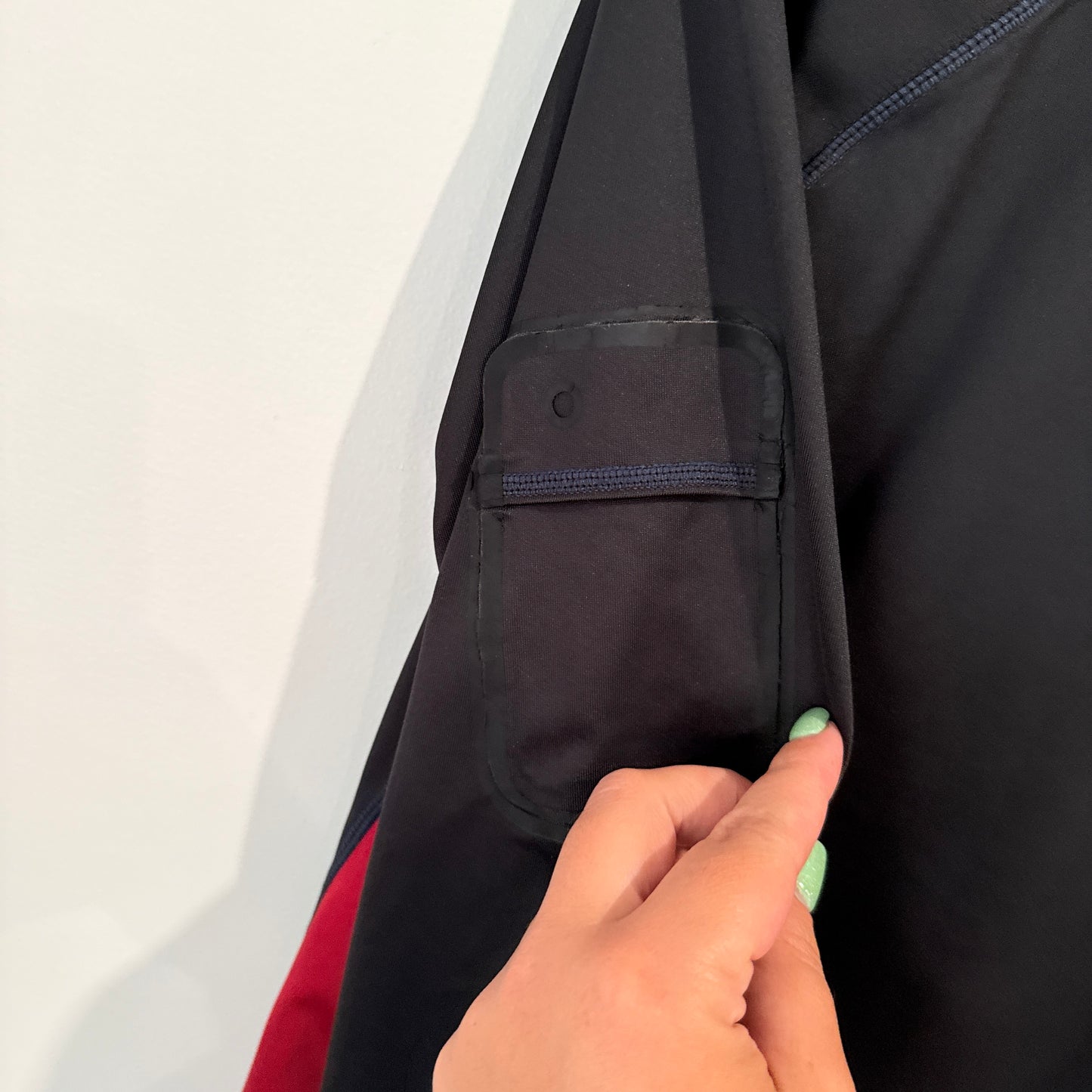 New Balance Size Small Zip Pullover