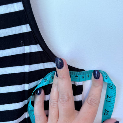 Brand Unknown U/Arm to U/Arm 46cm Striped Tank Top